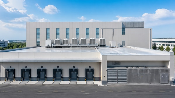 Climate-adaptive design choices that age better under heat stress