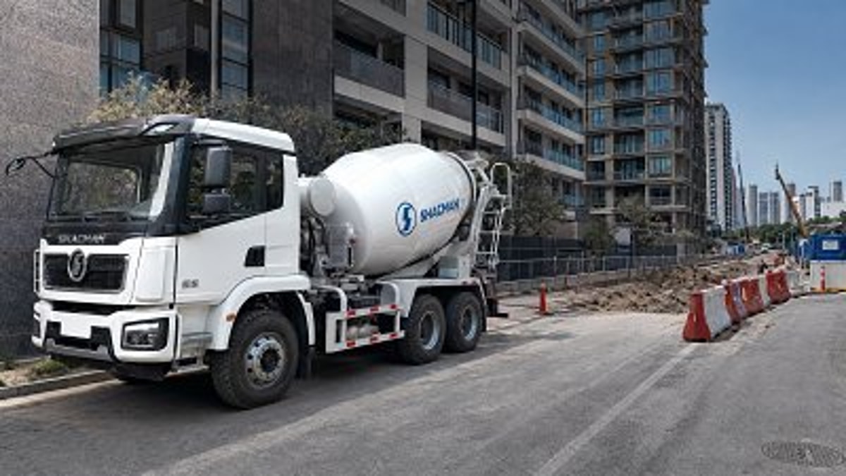 Truck Cement Mixer Capacity: What Works Best for Urban Jobs