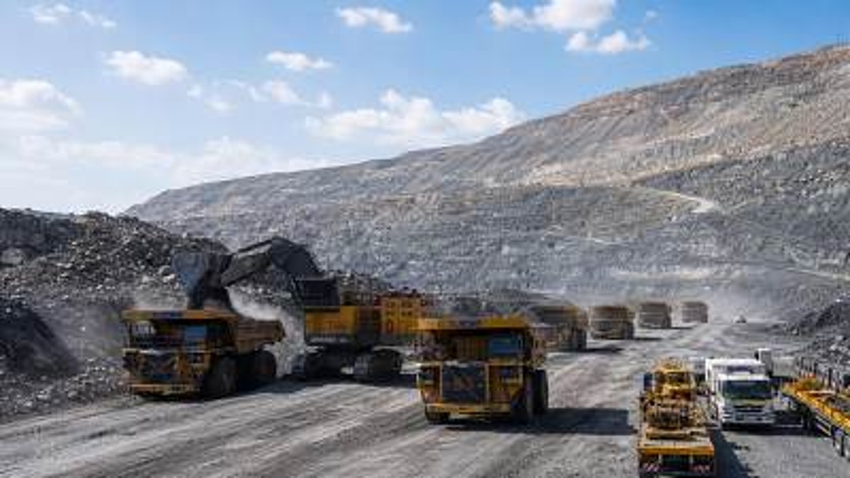How Construction Machinery for Mining Is Shifting Toward Higher Uptime