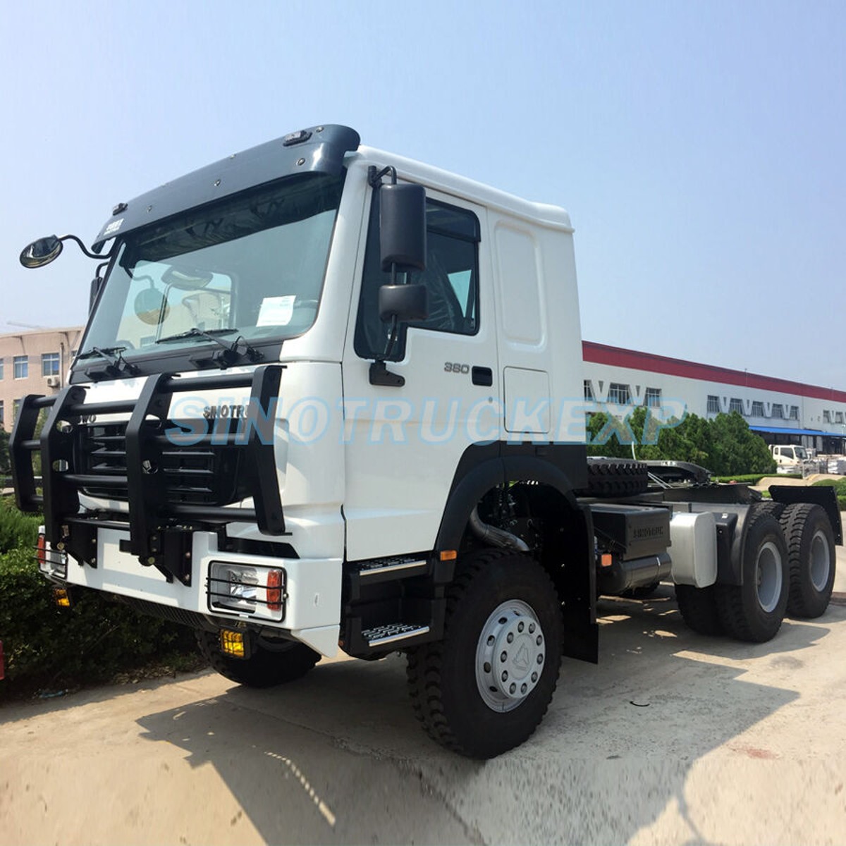 HOWO 6x6 tractor truck chassis 2