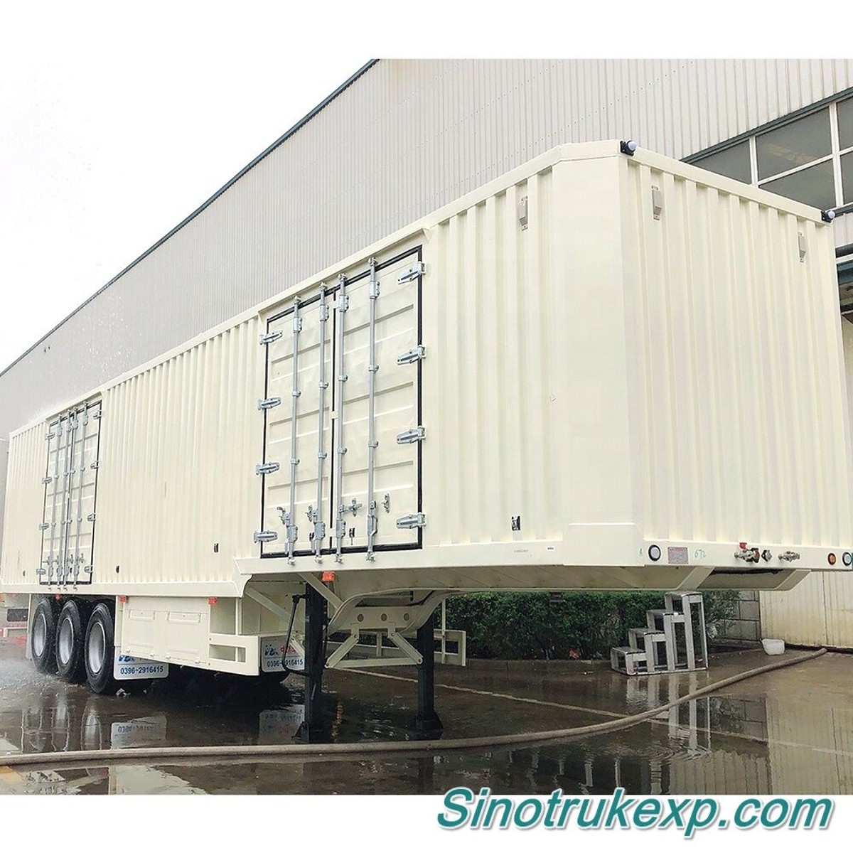 3 Axles Goose neck Van Semi Trailer