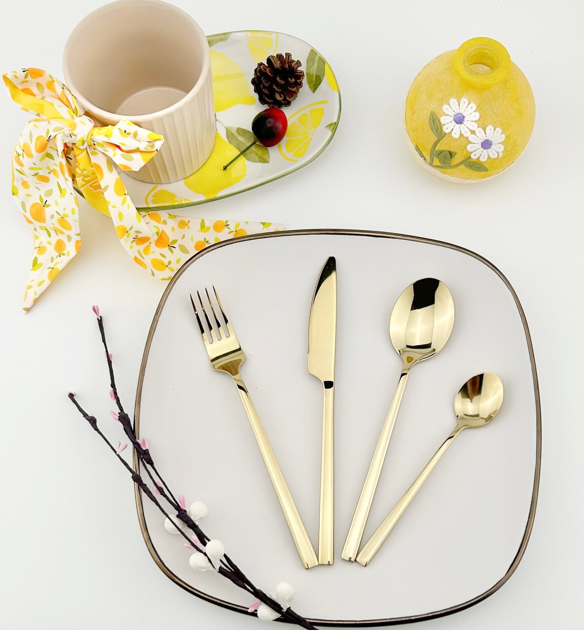 Stainless Steel Cutlery Set with Gold Color, Durable Silverware Flatware, Mirror Finish, Use for Home, Restaurant
