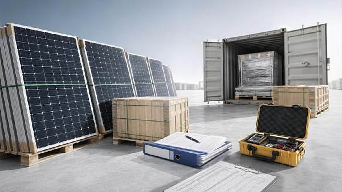 Bulk Solar Panel Orders: What Often Drives Up Final Cost