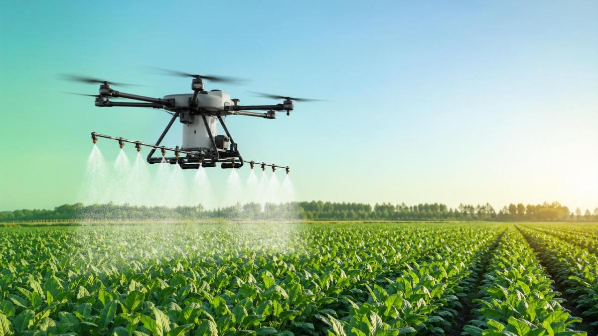 Agricultural Drones for Spraying: What Actually Improves Coverage