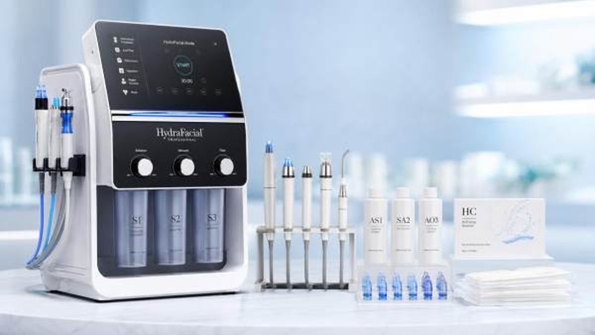 How to Choose a Hydrafacial Machine Commercial Model for Long-Term Clinic Use