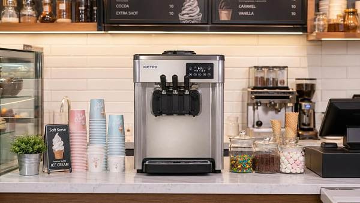Soft Serve Ice Cream Machines That Fit Small Shop Demand