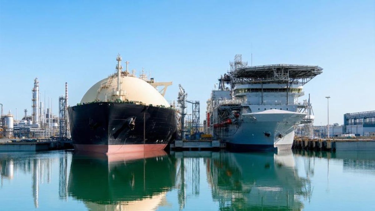Green Oceans: Where Shipbuilders Are Finding New Growth