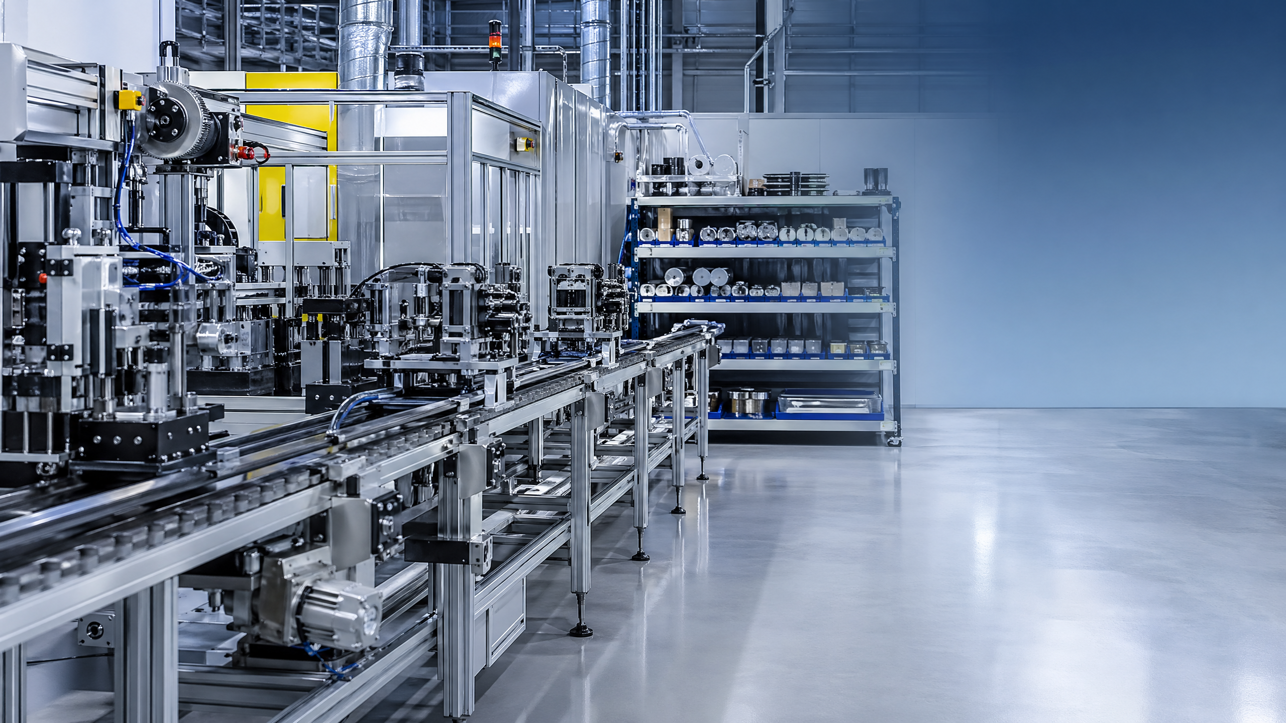 How to Improve Manufacturing Efficiency by Fixing Downtime Bottlenecks